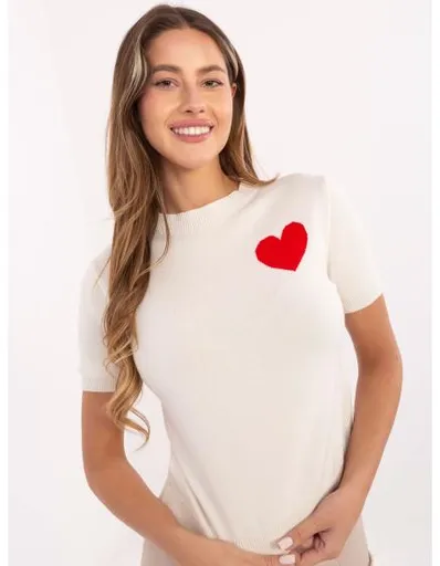 Světle béžový dámský svetr se srdíčkem