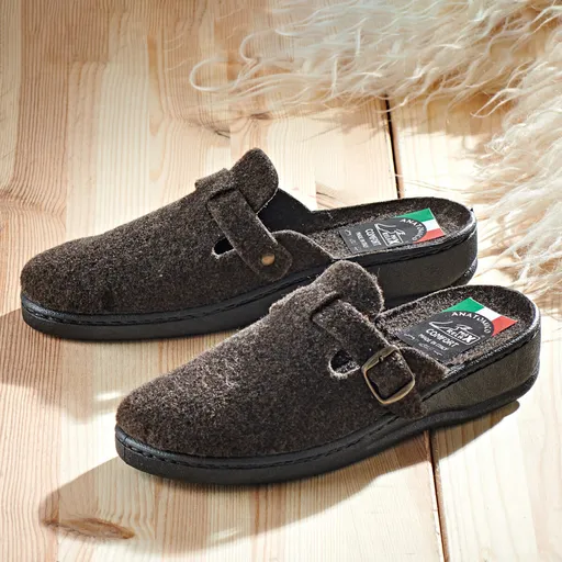 Domácí hřejivé pantofle