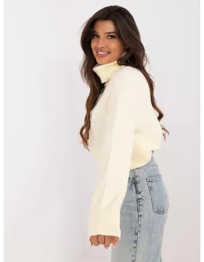 Dámský svetr s rolákem vzorovaný zářivě žlutý