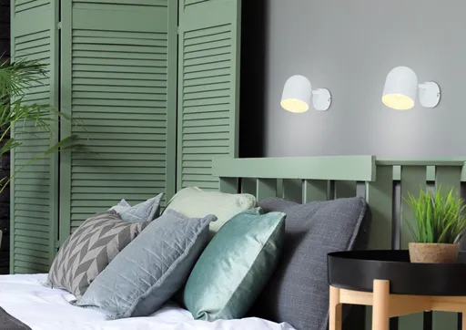 Bílá nástěnná lampa kovová nástěnná lampa Azuro