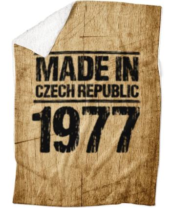 Deka Made In (rok: 1977, Podšití beránkem: ANO)