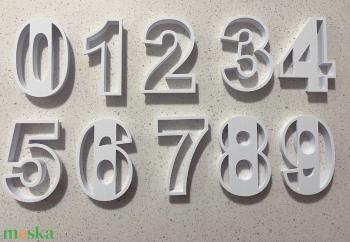 10 db! Számok 0-9-ig, sütikiszúró