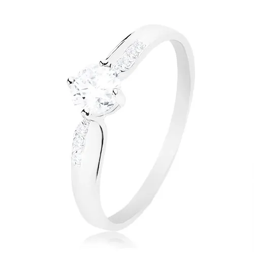 Stříbrný 925 prsten, blýskavý čirý zirkon uprostřed a drobné zirkony po stranách - Velikost: 49