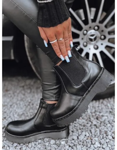 Dámské kozačky STEPBACK s vysokou podrážkou černé