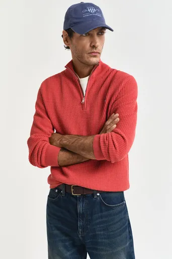SVETR GANT TEXTURED COTTON HALF ZIP BRICK RED