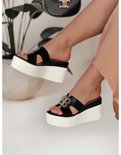 Dámské pantofle na platformě PLATSIMA černé