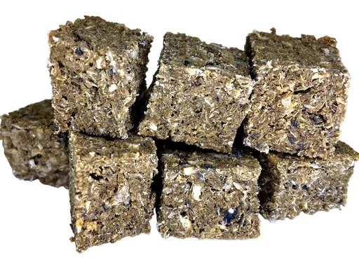 LK Baits Pet Luxusní rybí kostky z mleté tresky 40g,LK Baits Pet Luxusní rybí kostky z mleté tresky 40g