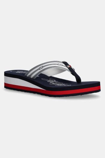 Žabky Tommy Hilfiger IM TH SIGNATURE BEACH SANDAL dámské, tmavomodrá barva, na klínku, FW0FW08369