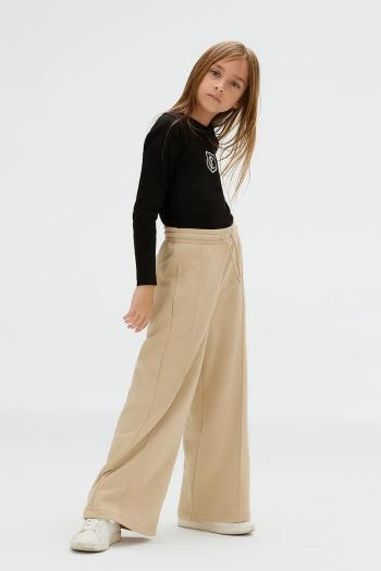 Detské tepláky Calvin Klein Jeans béžová farba, s potlačou, IG0IG02875