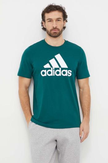 Bavlněné tričko adidas zelená barva, s potiskem, IS1300