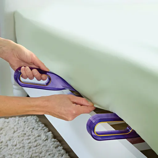 2 pomůcky na stlaní prostěradel