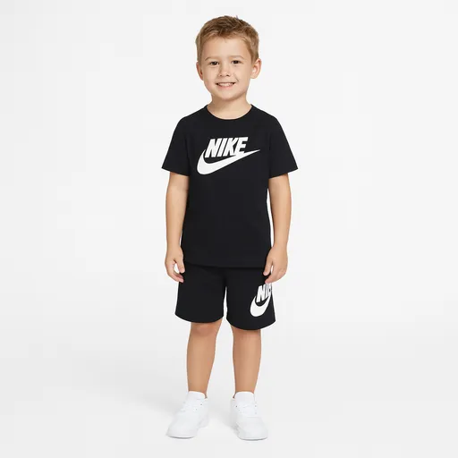 Nike kids club tee & short set 104-110 cm