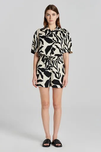 ŠORTKY GANT REL PALM PRINT PULL ON SHORTS SOFT OAT