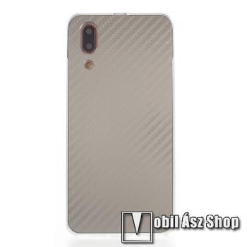 Alumínium védő tok / hátlap - KARBON MINTÁS - EZÜST - HUAWEI P20