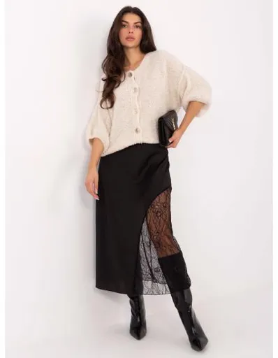 Světle béžový svetr s 3/4 rukávy