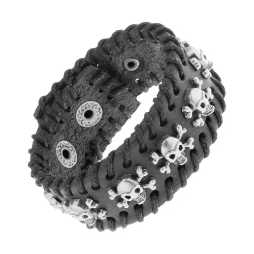 Černý kožený náramek s černou propletenou šňůrkou, lebky