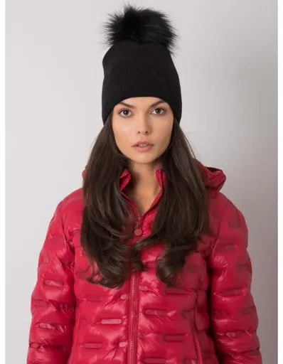 Dámská čepice s bambulí černá