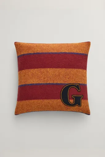 DEKORAČNÍ POVLAK NA POLŠTÁŘ GANT VARSITY STRIPE CUSHION 50X50 PLUMPED RED