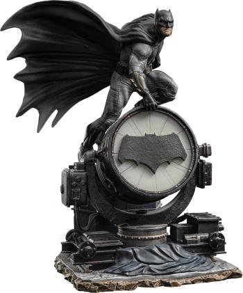 Figura DC Comics - Batman on Batsignal Deluxe - Art Scale 1/10