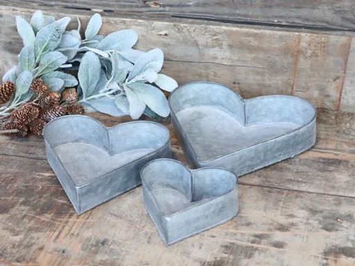 Sada 3ks plechové boxy ve tvaru srdce Zinc - 22*22*5cm 64559-00