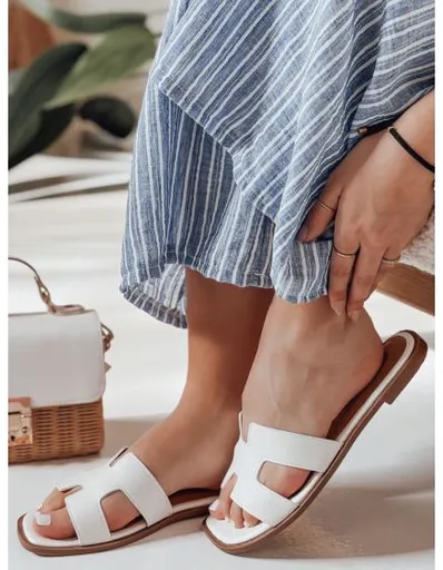 Dámské pantofle s výřezy CLASSROT bílé