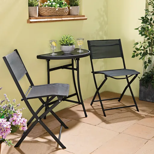 Stolek se 2 židlemi