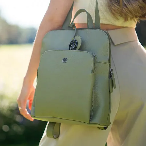 Dámský kožený batoh Bellicci Candence - světle zelená