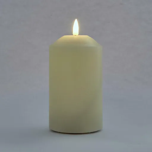 DecoLED LED svíčka, vosková, 7,5 x 15 cm, mandlová