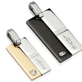 Sada ocelových přívěsků se zirkonem a nápisem LOVE