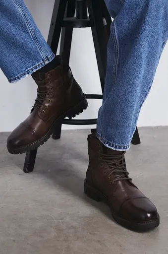 Kotníkové boty Medicine