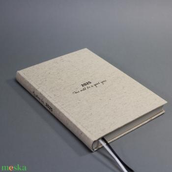 2026 heti tervező / határidőnapló - natúr vászonkötés