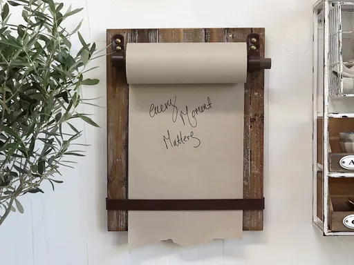 Hnědá antik dřevěná nástěnná deska na papírovou roli Board - 36*5*46 cm 41066600