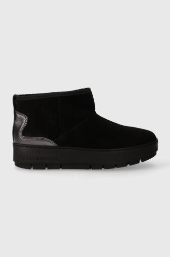 Kožené sněhule Tommy Hilfiger METALLIC SUEDE SNOWBOOT černá barva, FW0FW07850