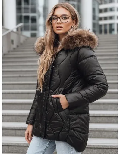 Dámská zimní bunda s kožešinou černá