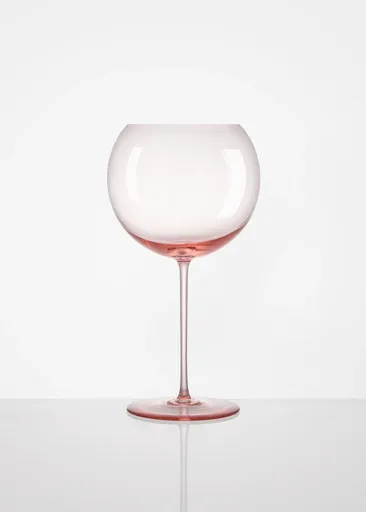 Sklenice na víno růžová - Lukáš Houdek