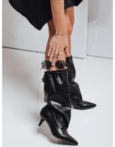 Dámské kozačky se zvrásněným svrškem černé