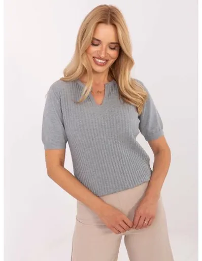 Červený dámský svetr s výstřihem do V