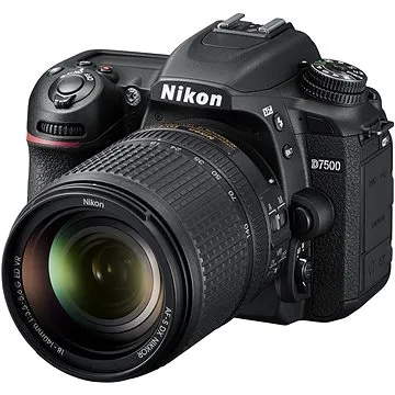 Nikon D7500 + AF-S DX 18-140 mm f/3,5-5,6G ED VR (VBA510K002)