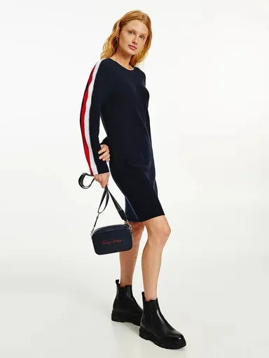 Tommy Hilfiger dámské tmavě modré pletené šaty WW0WW31474 XS