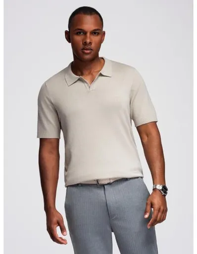 Pánské polo tričko s prolamovaným lemováním a zipem u výstřihu – černé V2 OM-POSS-0158