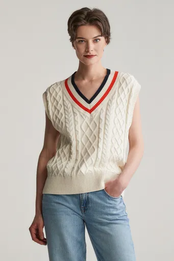 VESTA GANT CONTRAST CABLE V-NECK VEST CREAM