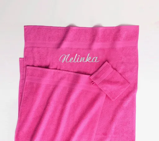 Froté ručník s výšivkou