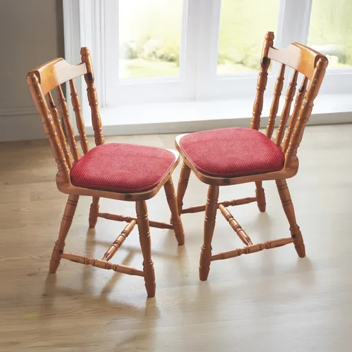 2 polštáře na židli, červená