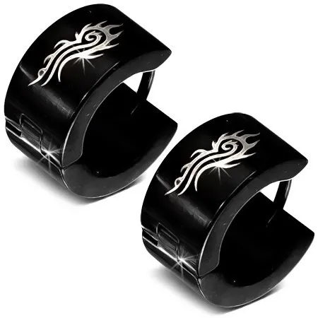 Černé kruhové náušnice z oceli 316L, lesklý povrch, tribal vzor