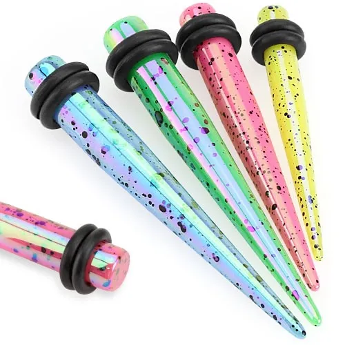 Barevný akrylový taper potřísněný černou barvou, dvě černé gumičky - Tloušťka : 3 mm, Barva piercing: Žlutá