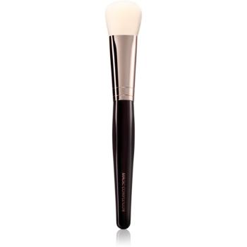 Charlotte Tilbury Magic Complexion Brush plochý štětec na make-up 1 ks