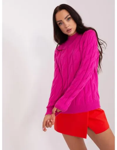 Tmavě šedý klasický svetr s copánky