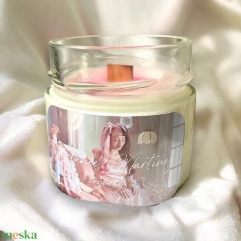 Melanie Martinez Epres - Púderes Illatgyertya