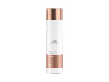 Wella Professionals Intenzivně regenerační šampon na poškozené vlasy Fusion (Intense Repair Shampoo) 250 ml