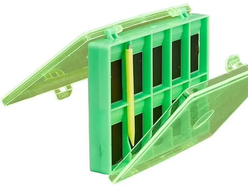 Sensas Magnetická krabička na háčky 25 přihrádek 8x12cm,Sensas Magnetická krabička na háčky 25 přihrádek 8x12cm